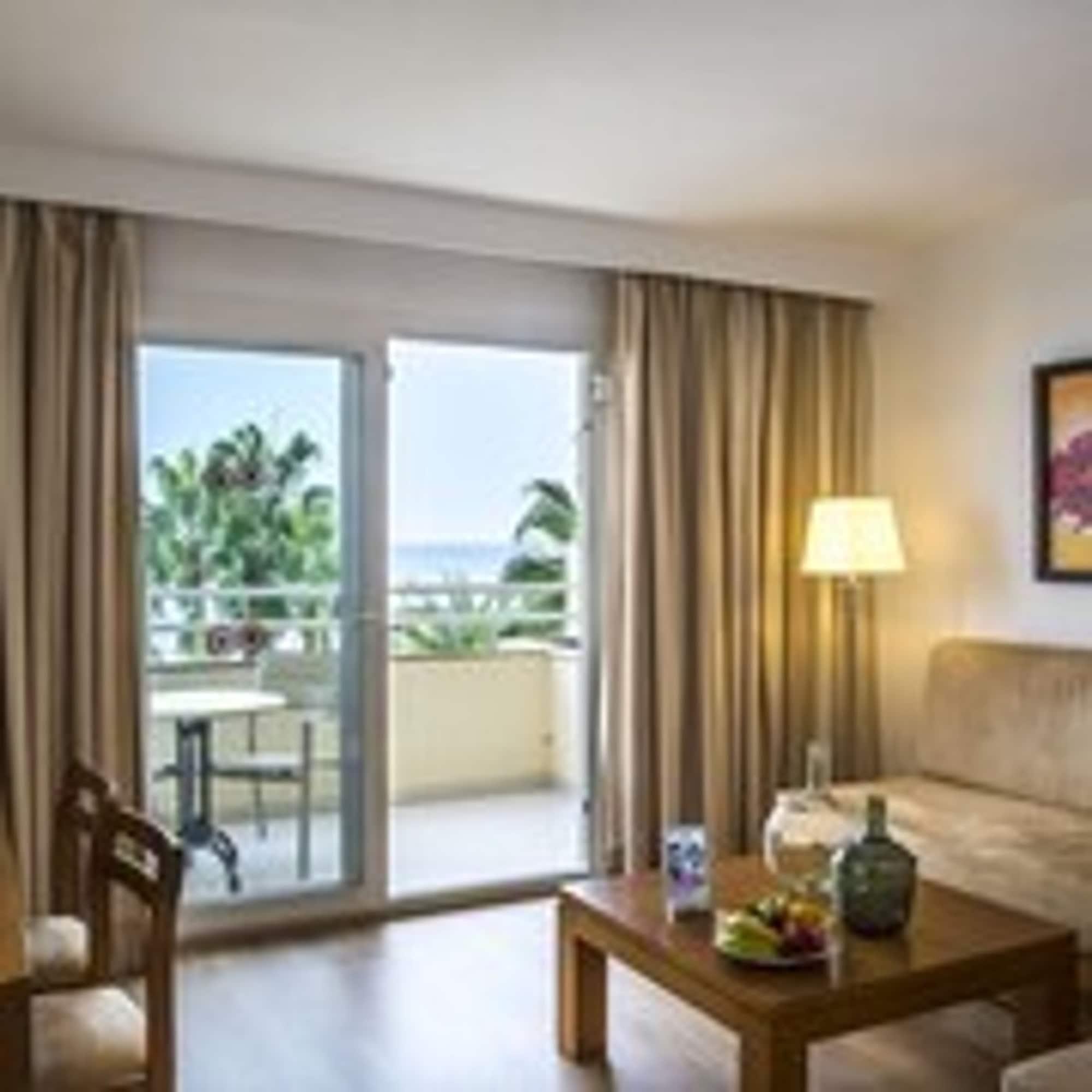 Cabot Cap De Mar Hotel Cala Bona  Luaran gambar