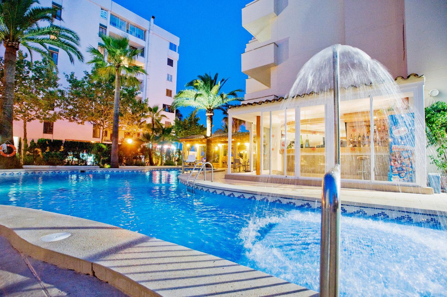 Cabot Cap De Mar Hotel Cala Bona  Luaran gambar